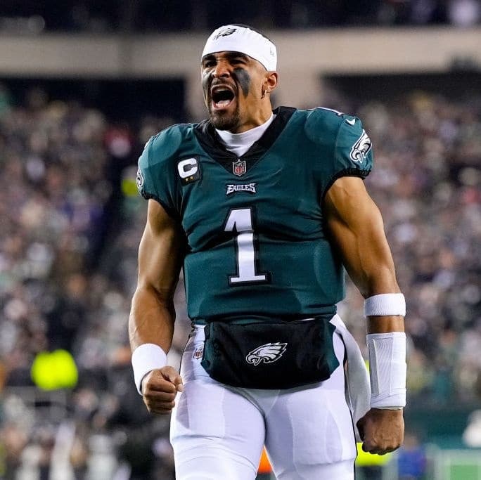 Look: Jalen Hurts in Eagles Kelly Green uniforms will have fans