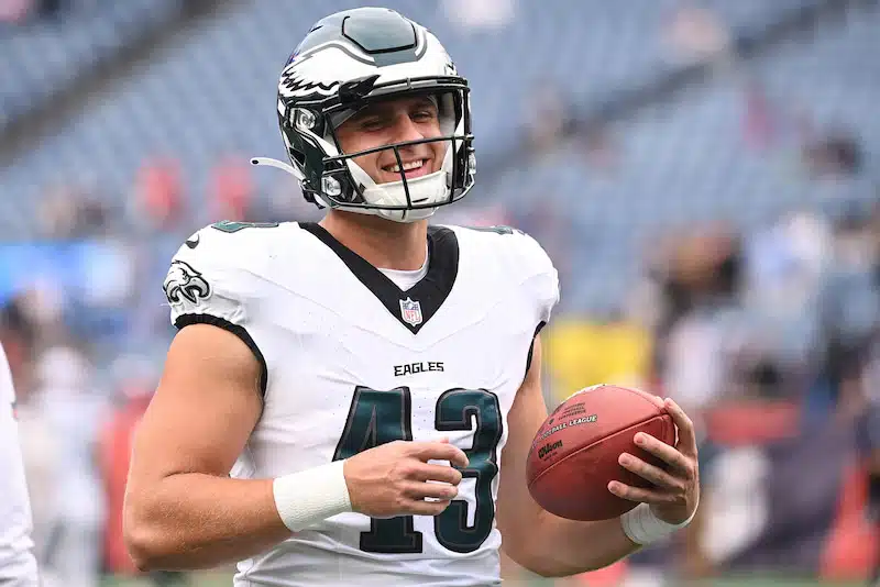 Eagles Roster Moves Birds Fill Practice Squad With Griffin Hebert and