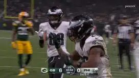 Eagles fans react to Saquon Barkley 1st Touchdown as Member of Eagles